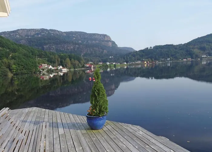 Amazing In Semesterbostad Flekkefjord